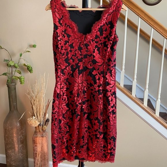 Tadashi Shoji Sleeveless Sequin Lace Sheath Pencil Midi Dress Size 2 / 4 - Picture 1 of 16